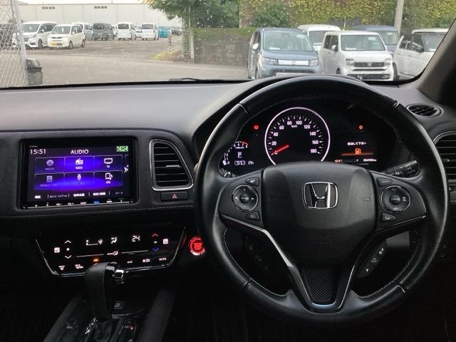 ヴェゼル ＲＳ・ホンダセンシング　ナビ装着用スペシャルパッケージ＋ＥＴＣ車載器　盗難防止　バックモニター　サイドエアバック　スマ－トキ－　シートヒータ　ＬＥＤライト　地デジＴＶ　ドライブレコーダー装着車　フルオートエアコン　整備記録簿（3枚目）