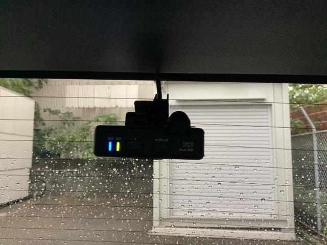 ヴェゼル ＲＳ・ホンダセンシング　ナビ装着用スペシャルパッケージ＋ＥＴＣ車載器　盗難防止　バックモニター　サイドエアバック　スマ－トキ－　シートヒータ　ＬＥＤライト　地デジＴＶ　ドライブレコーダー装着車　フルオートエアコン　整備記録簿（14枚目）