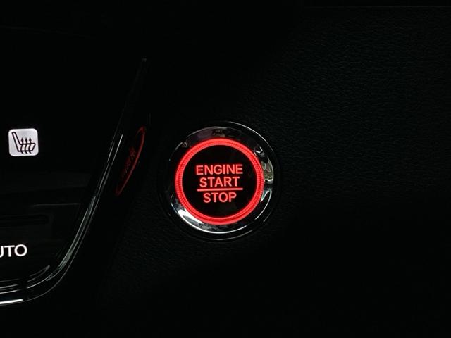 ヴェゼル ＲＳ・ホンダセンシング　ナビ装着用スペシャルパッケージ＋ＥＴＣ車載器　盗難防止　バックモニター　サイドエアバック　スマ－トキ－　シートヒータ　ＬＥＤライト　地デジＴＶ　ドライブレコーダー装着車　フルオートエアコン　整備記録簿（30枚目）