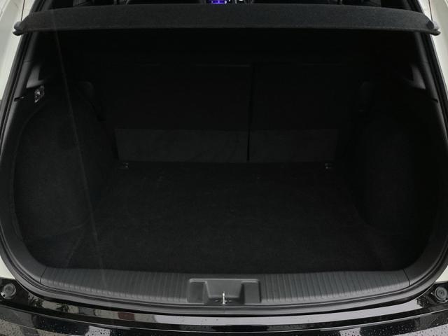 ヴェゼル ＲＳ・ホンダセンシング　ナビ装着用スペシャルパッケージ＋ＥＴＣ車載器　盗難防止　バックモニター　サイドエアバック　スマ－トキ－　シートヒータ　ＬＥＤライト　地デジＴＶ　ドライブレコーダー装着車　フルオートエアコン　整備記録簿（40枚目）