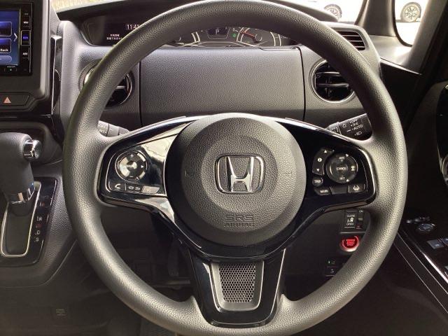 Ｎ－ＢＯＸカスタム Ｌ　運転席＆助手席シート　ヒータープラズマクラスター技術搭載フルオート・エアコンディショナー　サイドエアバッグ　ナビＴＶ　Ａストップ　シートヒータ　ベンチシート　点検記録簿　キーフリーシステム　リアカメ（13枚目）