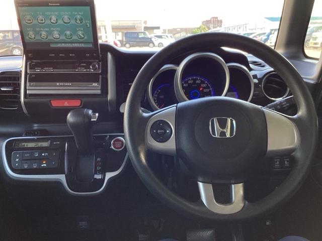 N-BOXカスタム GSSパッケージ カスタムSSパッケージ 両側パワ-スライドドア 整備記録簿 スマ-トキ- エアコン ESC A-STOP 盗難防止システム パワーウィンドウ 運転席助手席エアバッグ ABS キーレス ベンチシート(3枚目)