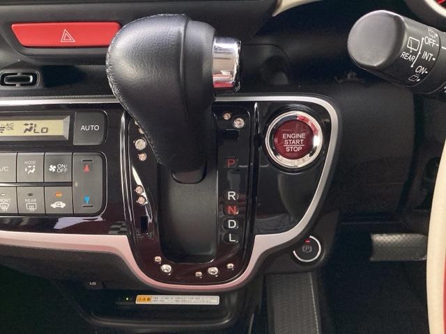 Ｎ－ＢＯＸスラッシュ Ｘ　ＥＴＣ／純正ナビ／バックモニター　記録簿　スマキー　盗難防止装置　Ｂモニター　オートクルーズコントロール　ＤＶＤ視聴　ベンチシート　ＡＢＳ　パワーウィンドウ　オートエアコン　Ｗエアバック　キーレス（16枚目）