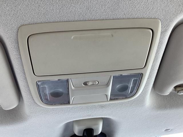 Ｎ－ＢＯＸスラッシュ Ｘ　ＥＴＣ／純正ナビ／バックモニター　記録簿　スマキー　盗難防止装置　Ｂモニター　オートクルーズコントロール　ＤＶＤ視聴　ベンチシート　ＡＢＳ　パワーウィンドウ　オートエアコン　Ｗエアバック　キーレス（27枚目）