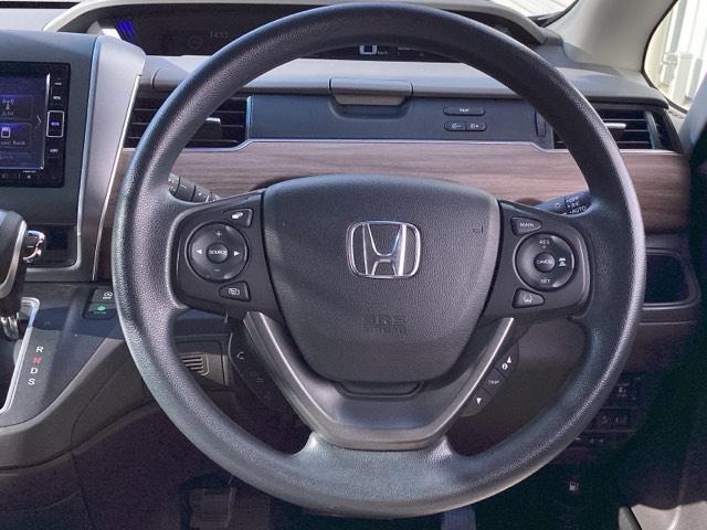 フリード Ｇ・ホンダセンシング　ＥＴＣ／純正ナビ／バックモニター／ホンダセンシング　Ｆセグ　追突被害軽減ブレーキ　ｉストップ　Ｗエアバッグ　パワーウィンドウ　アクティブクルーズコントロール　スマートキ　カラーバックモニター　ＶＳＡ（14枚目）