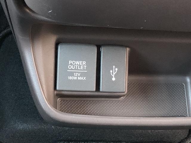 フリード Ｇ・ホンダセンシング　ＥＴＣ／純正ナビ／バックモニター／ホンダセンシング　Ｆセグ　追突被害軽減ブレーキ　ｉストップ　Ｗエアバッグ　パワーウィンドウ　アクティブクルーズコントロール　スマートキ　カラーバックモニター　ＶＳＡ（27枚目）