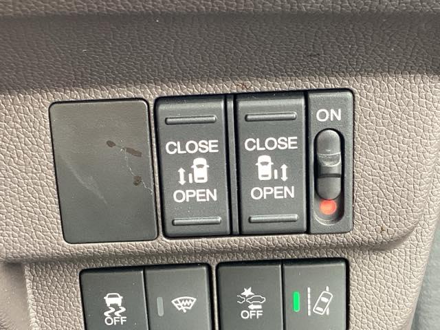 フリード Ｇ・ホンダセンシング　ＥＴＣ／純正ナビ／バックモニター／ホンダセンシング　Ｆセグ　追突被害軽減ブレーキ　ｉストップ　Ｗエアバッグ　パワーウィンドウ　アクティブクルーズコントロール　スマートキ　カラーバックモニター　ＶＳＡ（34枚目）