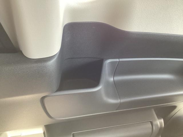 フリード Ｇ・ホンダセンシング　ＥＴＣ／純正ナビ／バックモニター／ホンダセンシング　Ｆセグ　追突被害軽減ブレーキ　ｉストップ　Ｗエアバッグ　パワーウィンドウ　アクティブクルーズコントロール　スマートキ　カラーバックモニター　ＶＳＡ（42枚目）