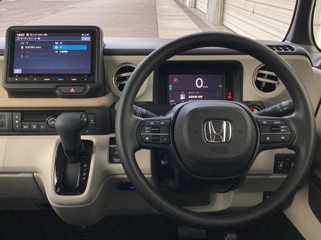 Ｎ－ＢＯＸ ベースグレード　ＥＴＣ／純正ナビ／バックモニター／ホンダセンシング　衝突軽減システム　スマートキ－　カーテンエアバック　イモビライザー　ＥＣＯモード　横滑り防止　オートクルーズ　ＬＥＤヘッドライト　キーフリー　地デジ（3枚目）