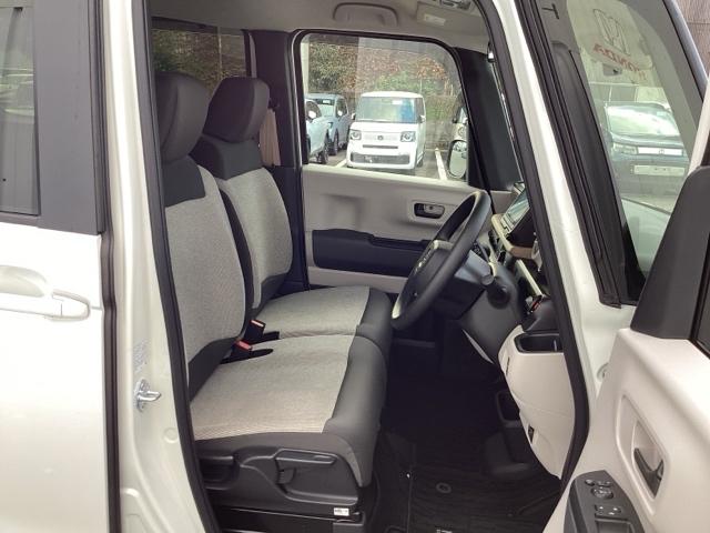 Ｎ－ＢＯＸ ベースグレード　ＥＴＣ／純正ナビ／バックモニター／ホンダセンシング　衝突軽減システム　スマートキ－　カーテンエアバック　イモビライザー　ＥＣＯモード　横滑り防止　オートクルーズ　ＬＥＤヘッドライト　キーフリー　地デジ（17枚目）