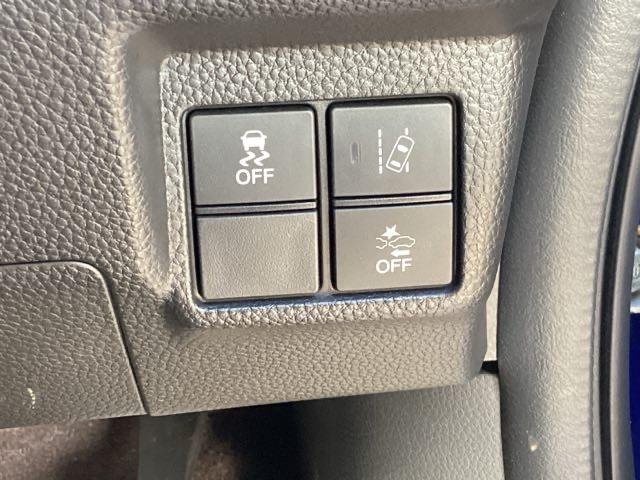 Ｎ－ＢＯＸカスタム Ｇ・Ｌホンダセンシング　プラズマクラスター技術搭載フルオート・エアコンディショナー　地デジＴＶ　整備記録簿　助手席エアバッグ　キーレス　アイドリングＳＴ　セキュリティーアラーム　スマ－トキ－　リアカメラ　ナビＴＶ　ＥＴＣ（33枚目）