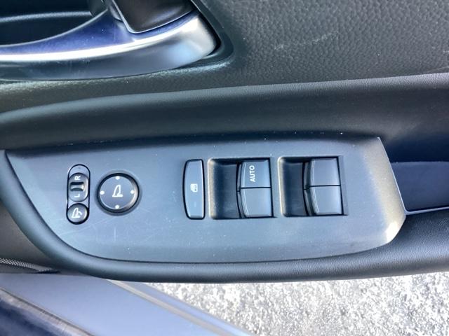 運転席ドアスイッチ