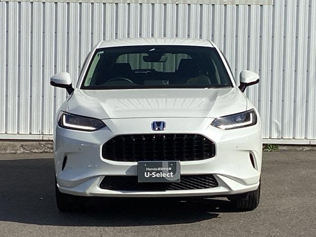 ＺＲ－Ｖ ｅ：ＨＥＶＸ　ブラインドスポットインフォメーション　後退出庫サポート　アダプティブドライビングビーム　マルチビューカメラシステム　バックモニター　クルーズコントロール　前後センサー　フルオートエアコン　ＥＴＣ車載器（6枚目）