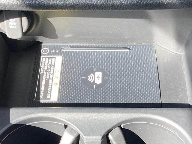 ＺＲ－Ｖ ｅ：ＨＥＶＸ　ブラインドスポットインフォメーション　後退出庫サポート　アダプティブドライビングビーム　マルチビューカメラシステム　バックモニター　クルーズコントロール　前後センサー　フルオートエアコン　ＥＴＣ車載器（15枚目）