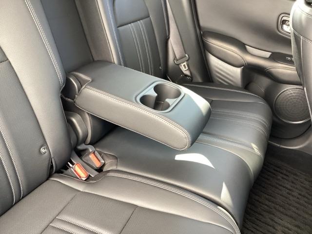 ＺＲ－Ｖ ｅ：ＨＥＶＸ　ブラインドスポットインフォメーション　後退出庫サポート　アダプティブドライビングビーム　マルチビューカメラシステム　バックモニター　クルーズコントロール　前後センサー　フルオートエアコン　ＥＴＣ車載器（36枚目）