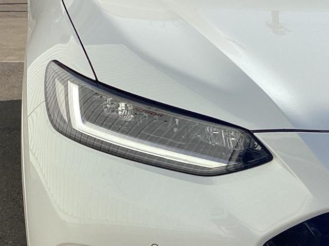 ＺＲ－Ｖ ｅ：ＨＥＶＸ　ブラインドスポットインフォメーション　後退出庫サポート　アダプティブドライビングビーム　マルチビューカメラシステム　バックモニター　クルーズコントロール　前後センサー　フルオートエアコン　ＥＴＣ車載器（43枚目）