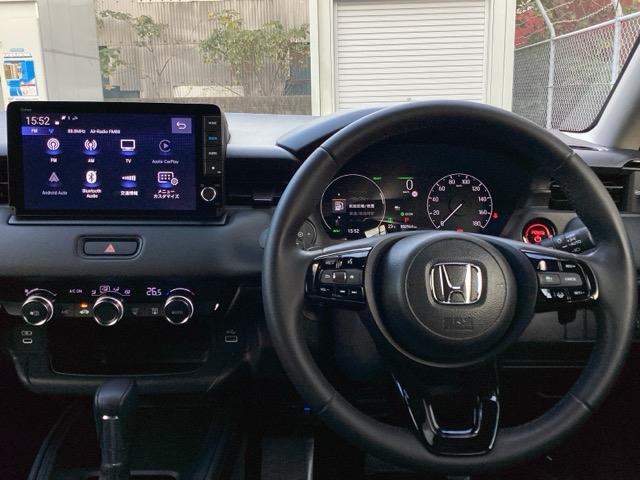 ヴェゼル ｅ：ＨＥＶＸ　ＥＴＣ／純正ナビ／バックモニター／ホンダセンシング　前後障害物センサー　ＡＡＣ　イモビライザー　スマ－トキ－　ＰＷ　リアカメラ　クルコン　ＥＳＣ　ＥＴＣ装備　キーフリー　ＬＥＤヘッドランプ　ナビＴＶ（3枚目）