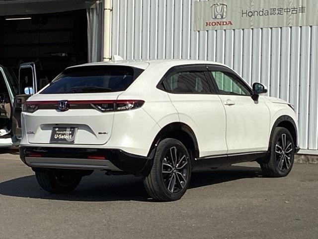 ヴェゼル ｅ：ＨＥＶＺ　ＥＴＣ／純正ナビ／バックモニター／ホンダセンシング　スマキ　Ｐトランク　フルオートエアコン　エアバッグ　両席エアバック　Ｒカメ　記録簿付　パワーウィンドウ　ＬＥＤランプ　ソナー　クルーズＣ　ナビ＆ＴＶ（8枚目）