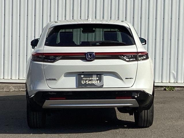 ヴェゼル ｅ：ＨＥＶＺ　ＥＴＣ／純正ナビ／バックモニター／ホンダセンシング　スマキ　Ｐトランク　フルオートエアコン　エアバッグ　両席エアバック　Ｒカメ　記録簿付　パワーウィンドウ　ＬＥＤランプ　ソナー　クルーズＣ　ナビ＆ＴＶ（9枚目）