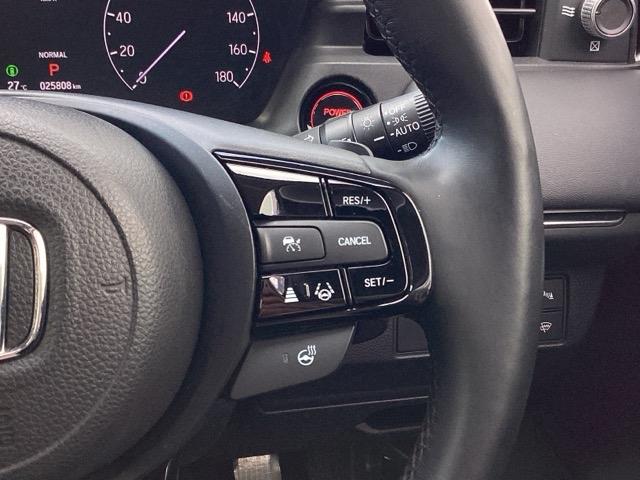 ヴェゼル ｅ：ＨＥＶＺ　ＥＴＣ／純正ナビ／バックモニター／ホンダセンシング　スマキ　Ｐトランク　フルオートエアコン　エアバッグ　両席エアバック　Ｒカメ　記録簿付　パワーウィンドウ　ＬＥＤランプ　ソナー　クルーズＣ　ナビ＆ＴＶ（28枚目）