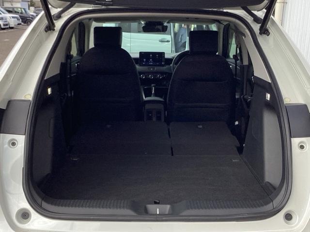 ヴェゼル ｅ：ＨＥＶＺ　ＥＴＣ／純正ナビ／バックモニター／ホンダセンシング　スマキ　Ｐトランク　フルオートエアコン　エアバッグ　両席エアバック　Ｒカメ　記録簿付　パワーウィンドウ　ＬＥＤランプ　ソナー　クルーズＣ　ナビ＆ＴＶ（37枚目）