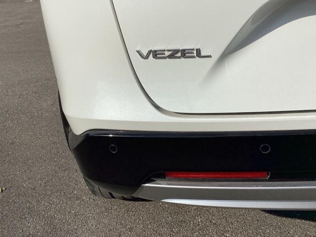 ヴェゼル ｅ：ＨＥＶＺ　ＥＴＣ／純正ナビ／バックモニター／ホンダセンシング　スマキ　Ｐトランク　フルオートエアコン　エアバッグ　両席エアバック　Ｒカメ　記録簿付　パワーウィンドウ　ＬＥＤランプ　ソナー　クルーズＣ　ナビ＆ＴＶ（44枚目）