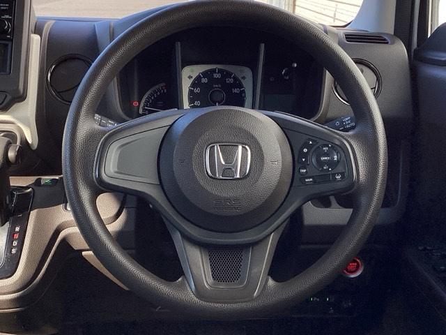 ��ɂȂ��ފ��o�̃X�e�A�����O�ł��B�����S�n�A�f�U�C�����A���쐫�ɂ���������A�C�e���ł��B