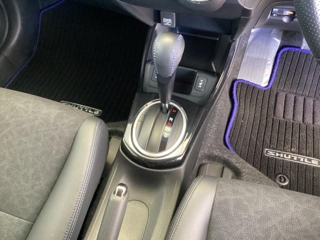 �V���v���łƂĂ��g���₷���t���A�V�t�g�ɁA�p�[�L���O�u���[�L�̓n���h�^�C�v�̃T�C�h�u���[�L�ł��B