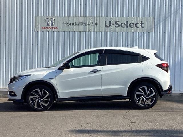 ヴェゼル ハイブリッドＲＳ・ホンダセンシング　ＥＴＣ／純正ナビ／バックモニター／ホンダセンシング　ＥＴＣ付　定期点検記録簿　サイドＳＲＳ　Ｒカメ　フルオートエアコン　ＵＳＢ接続　両席エアバック　スマキー　オートクルーズコントロール　ＴＶナビ（10枚目）