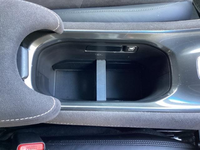 ヴェゼル ハイブリッドＲＳ・ホンダセンシング　ＥＴＣ／純正ナビ／バックモニター／ホンダセンシング　ＥＴＣ付　定期点検記録簿　サイドＳＲＳ　Ｒカメ　フルオートエアコン　ＵＳＢ接続　両席エアバック　スマキー　オートクルーズコントロール　ＴＶナビ（25枚目）