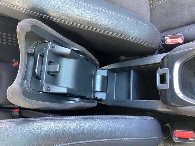 ヴェゼル ハイブリッドＲＳ・ホンダセンシング　ＥＴＣ／純正ナビ／バックモニター／ホンダセンシング　ＥＴＣ付　定期点検記録簿　サイドＳＲＳ　Ｒカメ　フルオートエアコン　ＵＳＢ接続　両席エアバック　スマキー　オートクルーズコントロール　ＴＶナビ（26枚目）