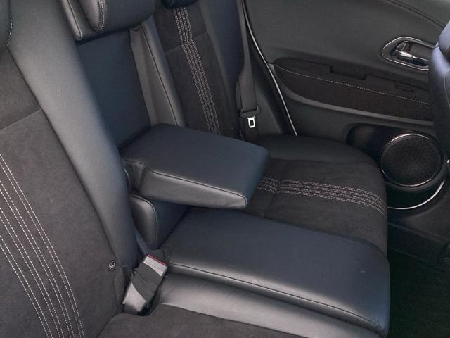 ヴェゼル ハイブリッドＲＳ・ホンダセンシング　ＥＴＣ／純正ナビ／バックモニター／ホンダセンシング　ＥＴＣ付　定期点検記録簿　サイドＳＲＳ　Ｒカメ　フルオートエアコン　ＵＳＢ接続　両席エアバック　スマキー　オートクルーズコントロール　ＴＶナビ（37枚目）