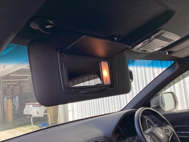 ヴェゼル ハイブリッドＲＳ・ホンダセンシング　ＥＴＣ／純正ナビ／バックモニター／ホンダセンシング　ＥＴＣ付　定期点検記録簿　サイドＳＲＳ　Ｒカメ　フルオートエアコン　ＵＳＢ接続　両席エアバック　スマキー　オートクルーズコントロール　ＴＶナビ（41枚目）