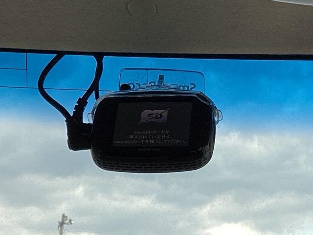 �܂����̎��̂��߂Ƀh���C�u���R�[�_�[�������Ă��܂��B��莞�ԉ摜�������ۑ��ł���̂ň��S�ł��B