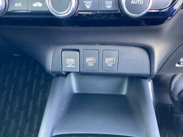 �������A�N�Z�T���[�\�P�b�g�i�d���\�P�b�g�j�E�����t�r�a�W���b�N�ł��B