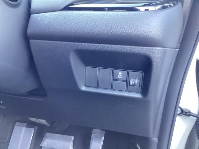 �u�r�`�i������}���j�X�C�b�`�ł��B����₷���H�ʁE�J�[�u�𑖂��Ă��鎞�ɋN���肪���ȉ�������R���s���[�^�[����ŗ}�����A�^�]�ɂ�Ƃ�������炵�܂��D