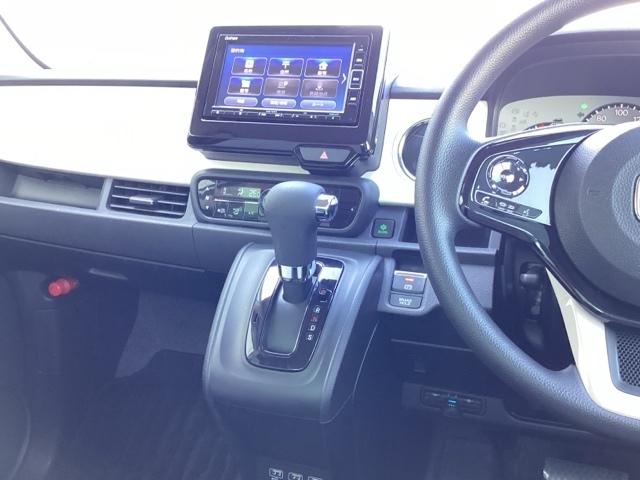 Ｎ－ＯＮＥ オリジナル　ビルトインＥＴＣ／２トーン／プライムスムースフロントシート／メモリーナビ　記録簿　オートクルーズコントロール　サイドエアバック　ＥＴＣ車載器　クリアランスソナー　ナビ＆ＴＶ　ＬＥＤライト　ＵＳＢ（3枚目）