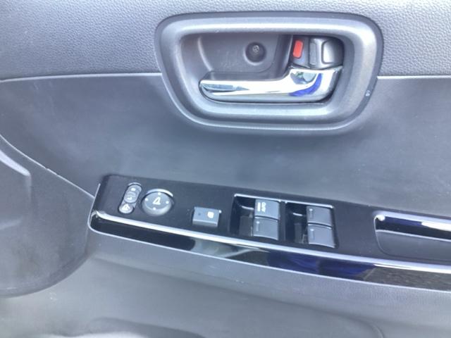 Ｎ－ＯＮＥ オリジナル　ビルトインＥＴＣ／２トーン／プライムスムースフロントシート／メモリーナビ　記録簿　オートクルーズコントロール　サイドエアバック　ＥＴＣ車載器　クリアランスソナー　ナビ＆ＴＶ　ＬＥＤライト　ＵＳＢ（38枚目）