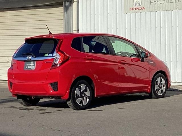 フィットハイブリッド Lパッケージ あんしんパッケージ/プライムスムースインテリア ドライブレコーダー付 横滑防止 カーテンエアバック DVD視聴 ECOモード ワンセグ 助手席エアバック クルーズコントロール エアコン エアバック(8枚目)