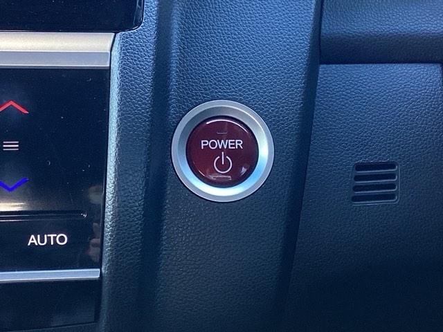 フィットハイブリッド Lパッケージ あんしんパッケージ/プライムスムースインテリア ドライブレコーダー付 横滑防止 カーテンエアバック DVD視聴 ECOモード ワンセグ 助手席エアバック クルーズコントロール エアコン エアバック(22枚目)