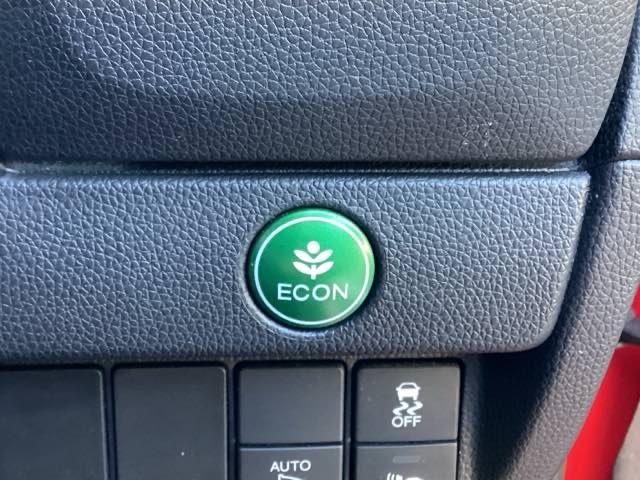 フィットハイブリッド Lパッケージ あんしんパッケージ/プライムスムースインテリア ドライブレコーダー付 横滑防止 カーテンエアバック DVD視聴 ECOモード ワンセグ 助手席エアバック クルーズコントロール エアコン エアバック(33枚目)