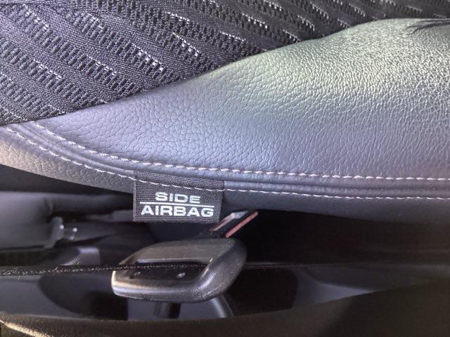 フィットハイブリッド Lパッケージ あんしんパッケージ/プライムスムースインテリア ドライブレコーダー付 横滑防止 カーテンエアバック DVD視聴 ECOモード ワンセグ 助手席エアバック クルーズコントロール エアコン エアバック(36枚目)