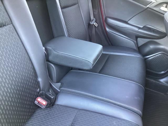 フィットハイブリッド Lパッケージ あんしんパッケージ/プライムスムースインテリア ドライブレコーダー付 横滑防止 カーテンエアバック DVD視聴 ECOモード ワンセグ 助手席エアバック クルーズコントロール エアコン エアバック(39枚目)