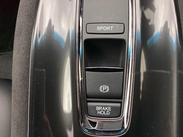 �p�[�L���O�u���[�L�͓d�q����ƂȂ��Ă��܂�