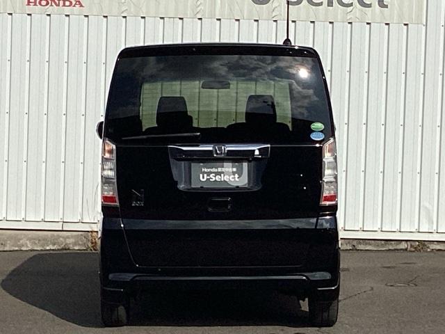 Ｎ－ＢＯＸ Ｇ・Ｌパッケージ　ＥＴＣ／純正ナビ／バックモニター　記録簿付　ＡＢＳ付き　セキュリティー　スマートキ　エアバック付　ＷＳＲＳ　キーフリ　バックカメラ付き　ナビＴＶ　地デジＴＶ　パワーウィンド　ＡＣ　フロントベンチシート（9枚目）