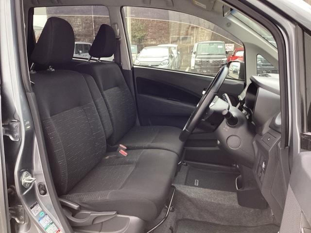 ムーヴ カスタムＲＳ　メモリーナビ／ＥＴＣ　イモビライザー　横滑り防止装置　Ａストップ　ＥＴＣ付き　キーフリーシステム　助手席エアバッグ　ナビＴＶ　フルセグ地デジ　ＤＶＤ再生可　ＡＵＴＯエアコン　ターボ車　ＬＥＤ　ＰＷ（16枚目）