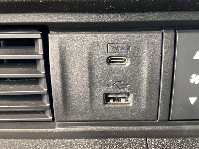 Ｎ－ＢＯＸカスタム ベースグレード　ＨｏｎｄａＣＯＮＮＥＣＴｆｏｒＧａｔｈｅｒｓ＋ナビ装着用スペシャルパッケージ　ベンチシ－ト　アクティブクルーズ　フルセグ対応　前席シートヒーター　イモビライザー　１オーナー　ＵＳＢ　運転席エアバッグ（47枚目）