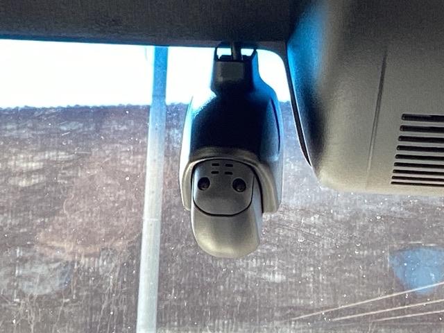 Ｎ－ＢＯＸカスタム Ｌターボ　両側電動Ｄ　セキュリティアラーム　フルオートエアコン　Ｓヒーター　ＬＥＤランプ　地デジフルセグ　Ｂカメ　アクティブクルーズコントロール　サイドカーテンエアバック　キーフリーシステム　ナビＴＶ（13枚目）