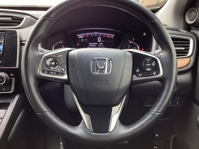 ��ɂȂ��ފ��o�̃X�e�A�����O�ł��B�����S�n�A�f�U�C�����A���쐫�ɂ���������A�C�e���ł��B