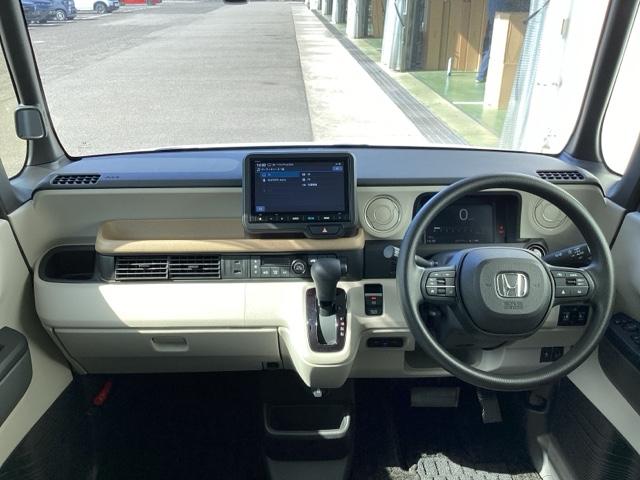 N-BOX ベースグレード 運転席&助手席シートヒーター ECON Sヒーター LEDヘットライト ワンオーナ キーフリーシステム 盗難防止装置 パワーウインドー ナビTV スマートキーシステム サイドエアバック フルセグテレビ(2枚目)